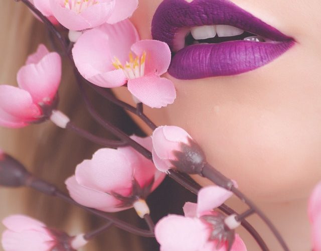 Bertahan dalam Badai